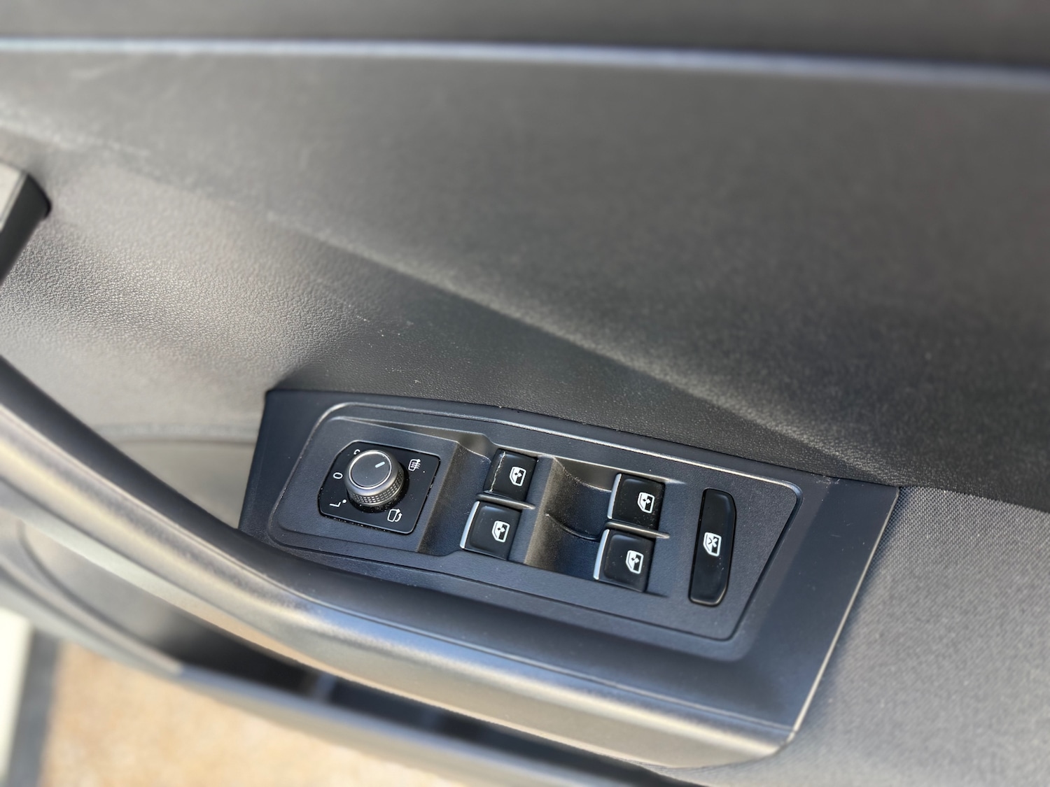 Used Volkswagen T-Roc 2018 for sale - 77731096: Photo 42