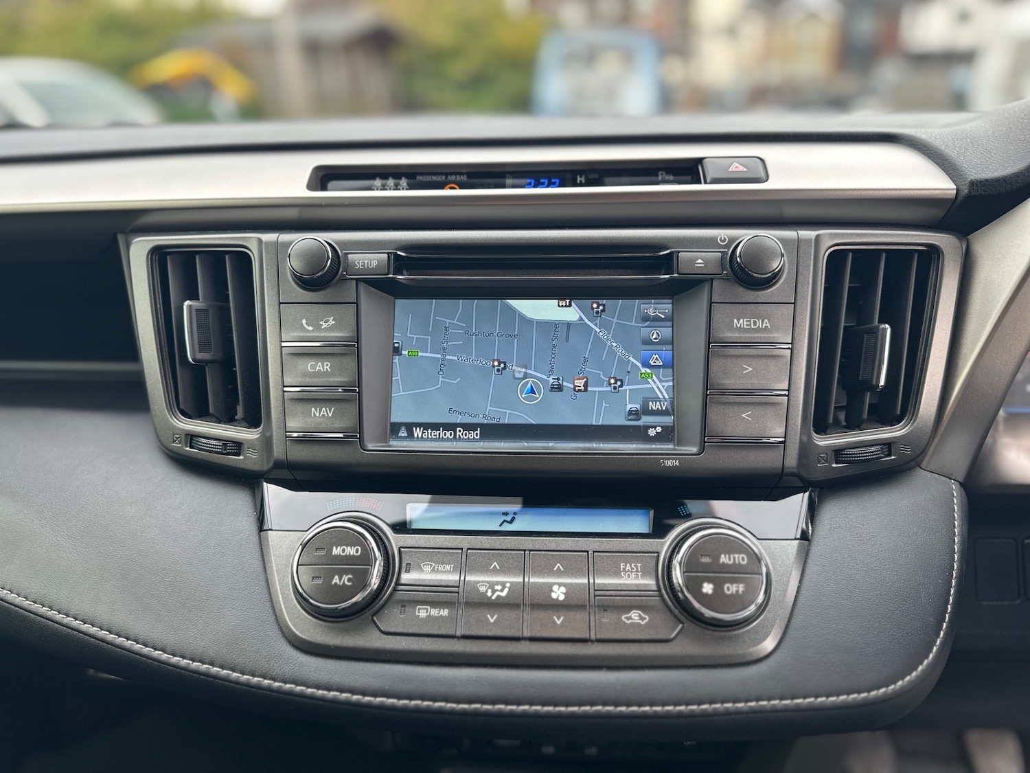 Used Toyota RAV4 2015 for sale - 76153959: Photo 19
