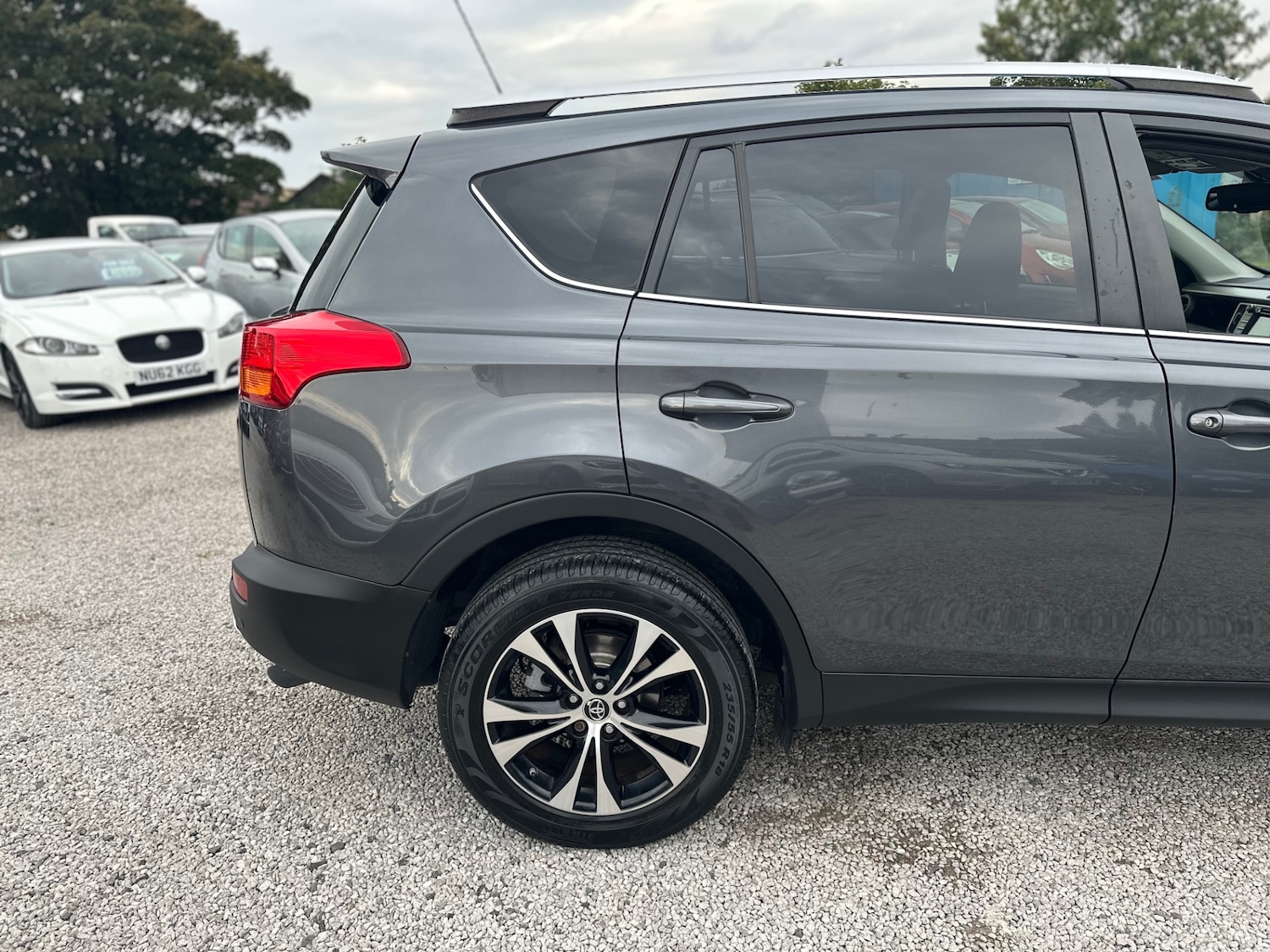 Used Toyota RAV4 2015 for sale - 76153959: Photo 29