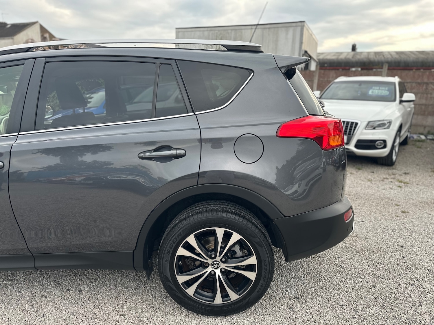 Used Toyota RAV4 2015 for sale - 76153959: Photo 37