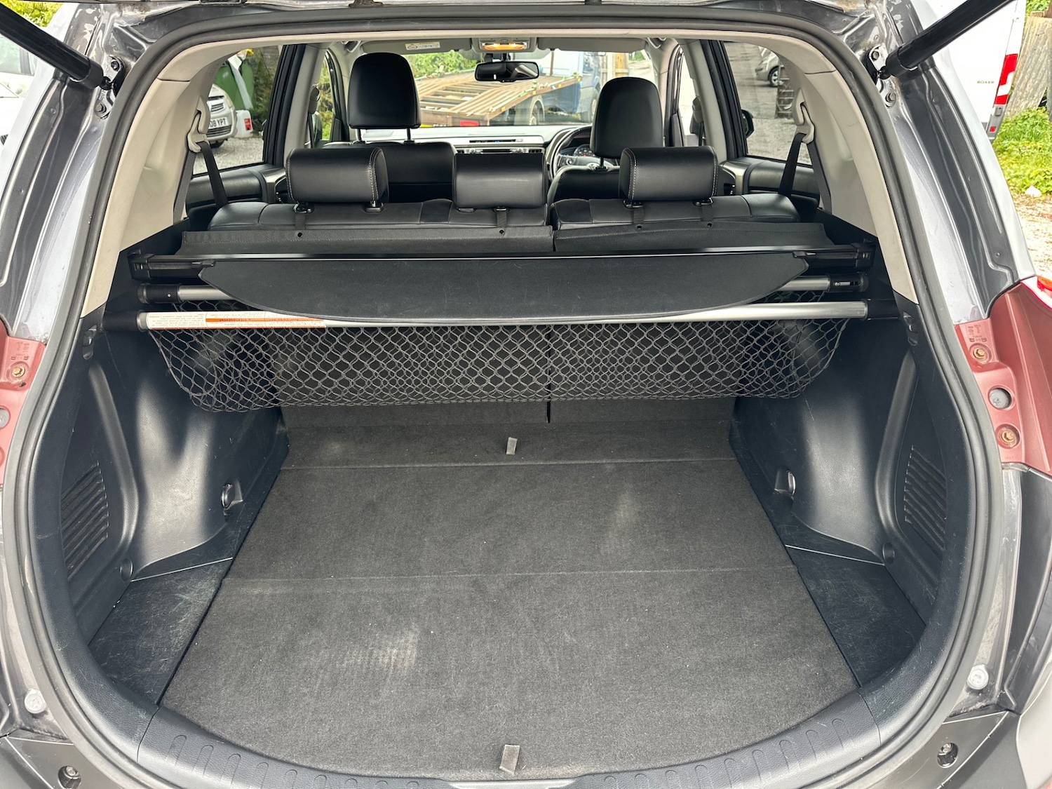 Used Toyota RAV4 2015 for sale - 76153959: Photo 46