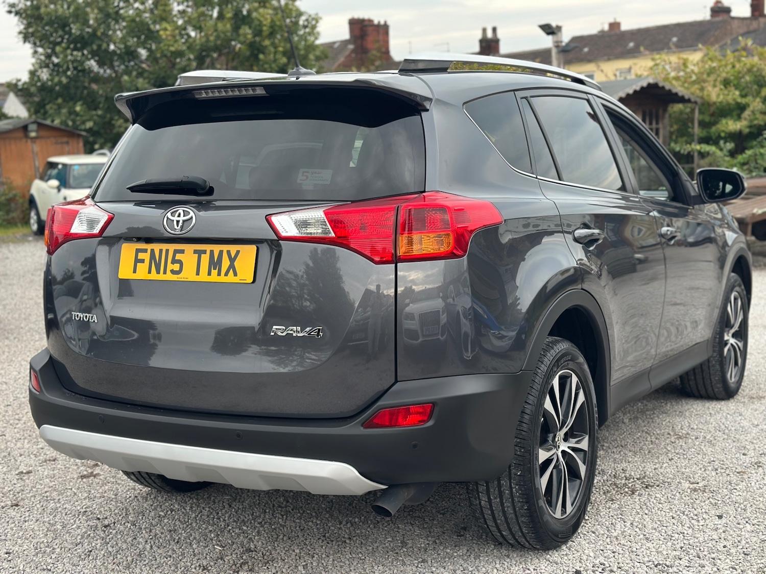 Used Toyota RAV4 2015 for sale - 76153959: Photo 6