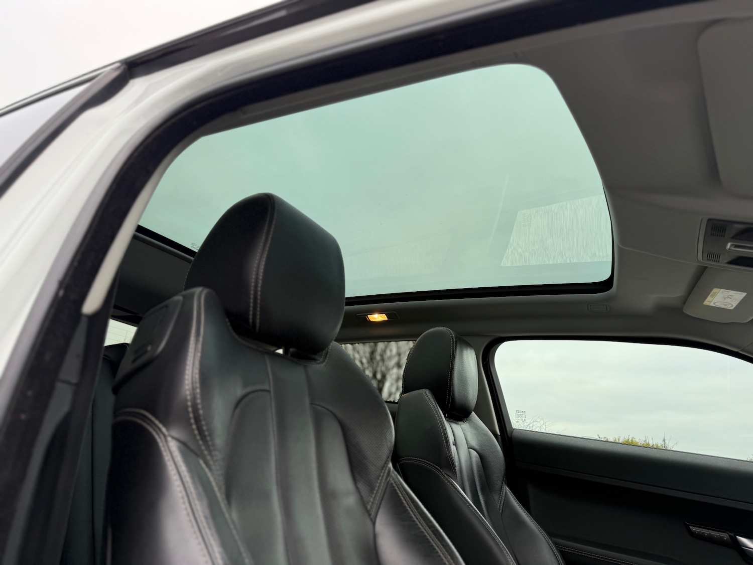 Used Land Rover Range Rover Evoque 2013 for sale - 77064176: Photo 55