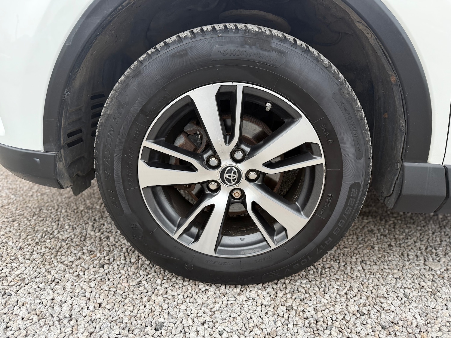 Used Toyota RAV4 2017 for sale - 77019455: Photo 31