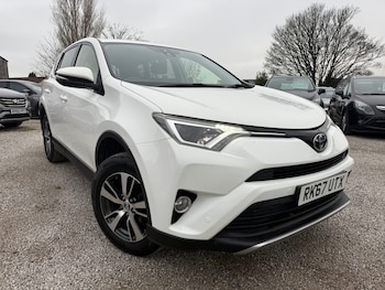 Used Toyota RAV4 2017 for sale - 77019455: Photo