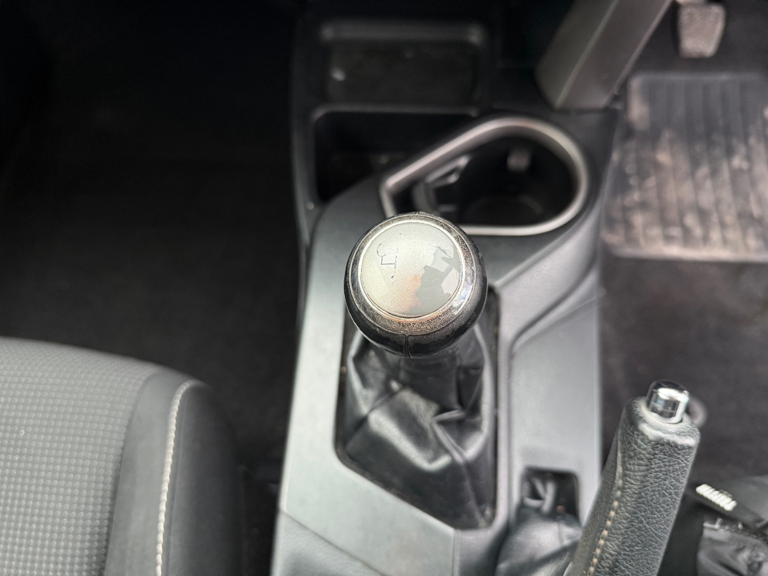 Used Toyota RAV4 2017 for sale - 77019455: Photo 43