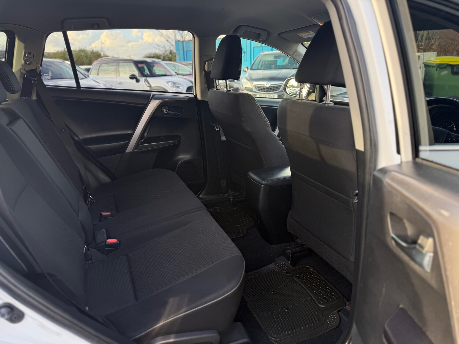 Used Toyota RAV4 2017 for sale - 77019455: Photo 52