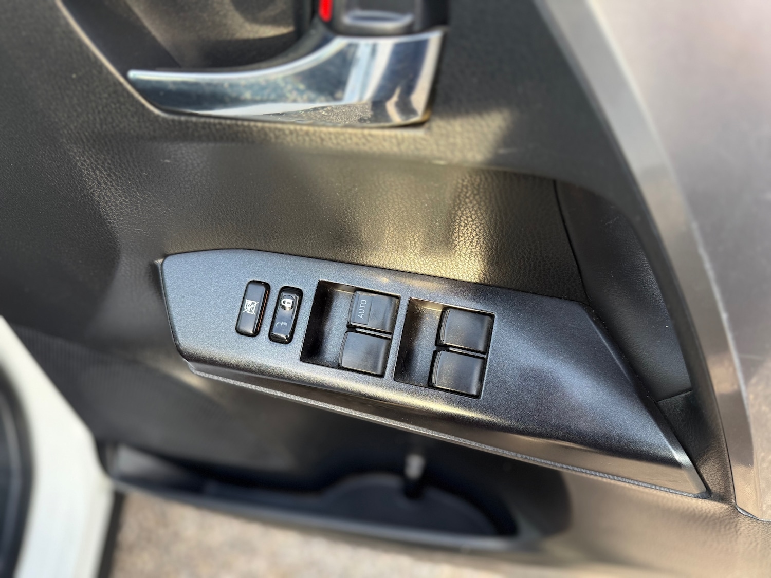 Used Toyota RAV4 2017 for sale - 77019455: Photo 55