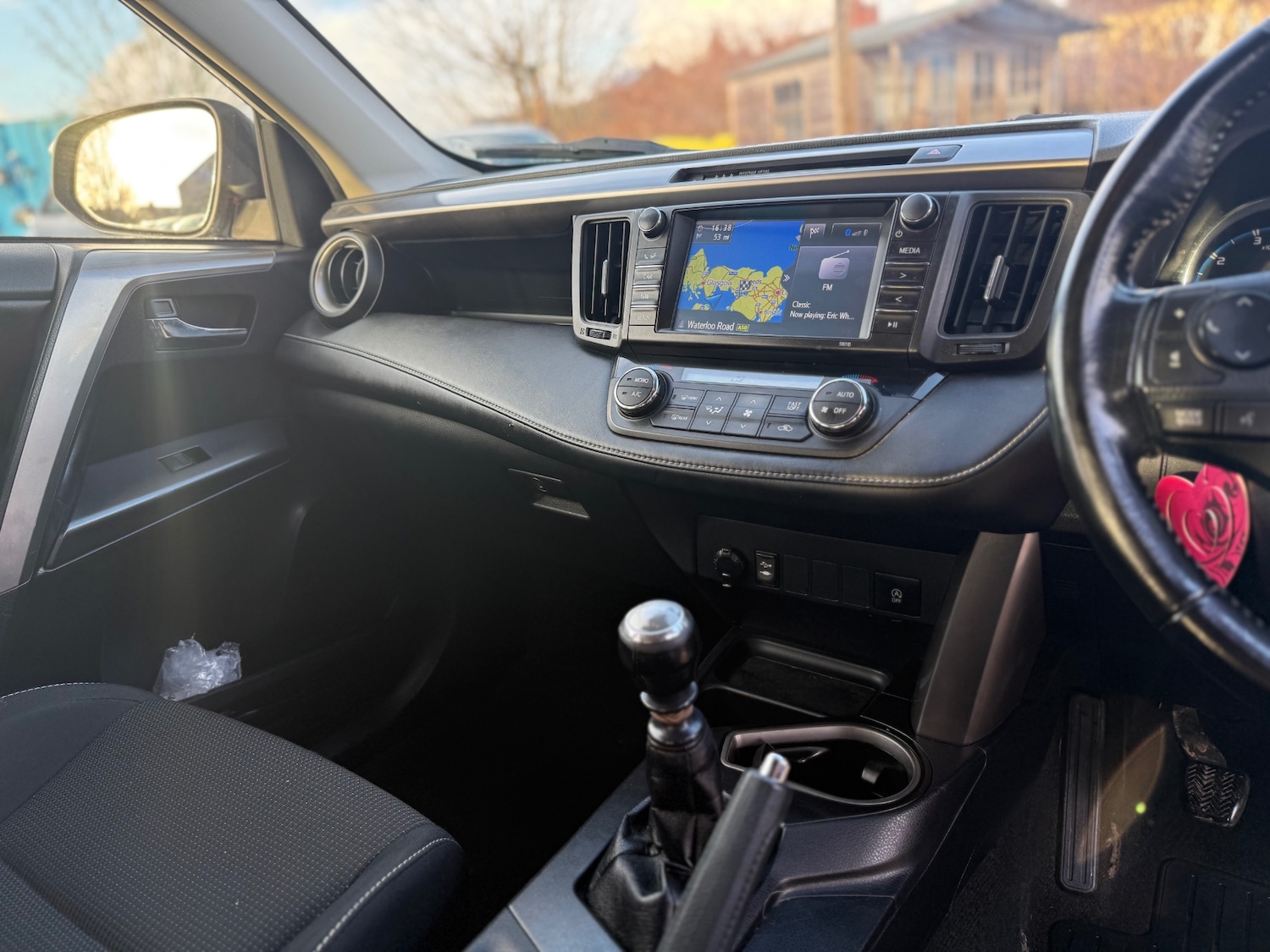 Used Toyota RAV4 2017 for sale - 77019455: Photo 59