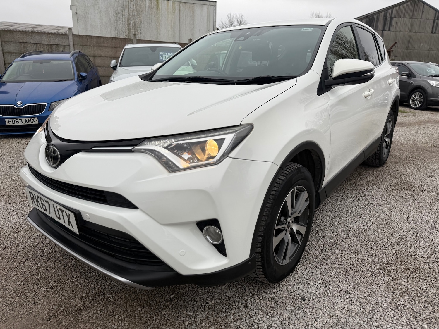 Used Toyota RAV4 2017 for sale - 77019455: Photo 9