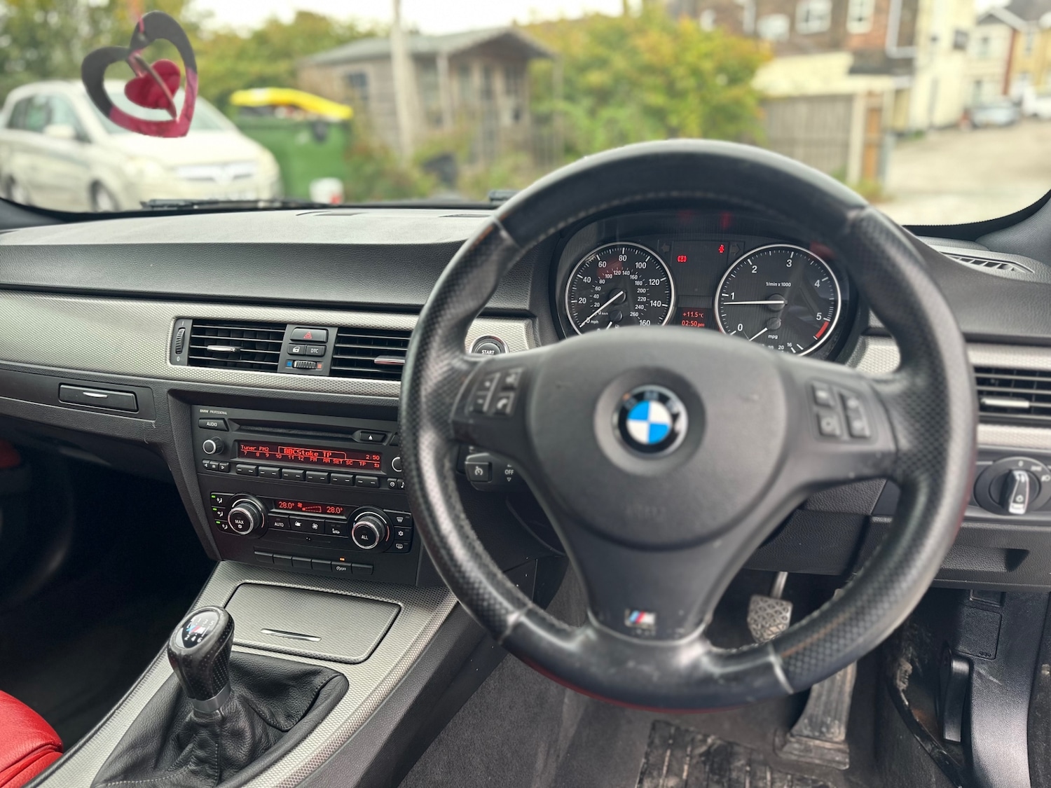 Used BMW 3 Series 2011 for sale - 76265437: Photo 48