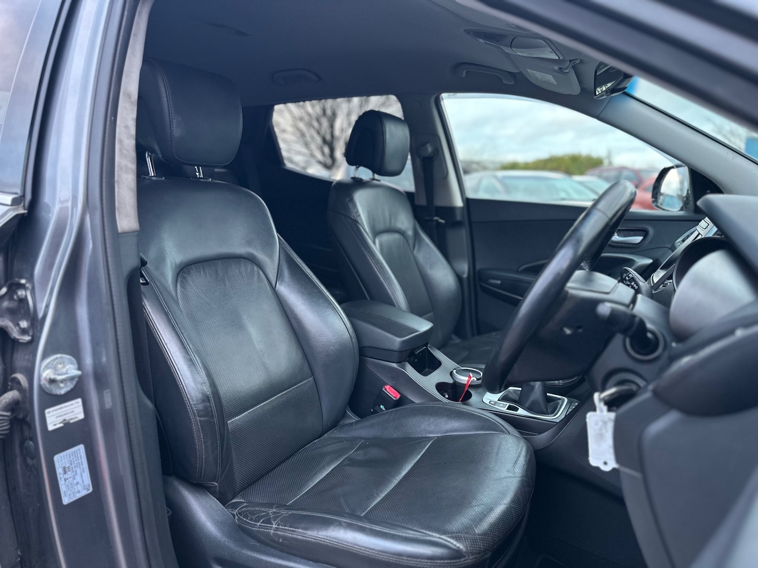 Used Hyundai Santa Fe 2015 for sale - 76919428: Photo 15