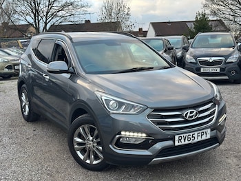 Used Hyundai Santa Fe 2015 for sale - 76919428: Photo
