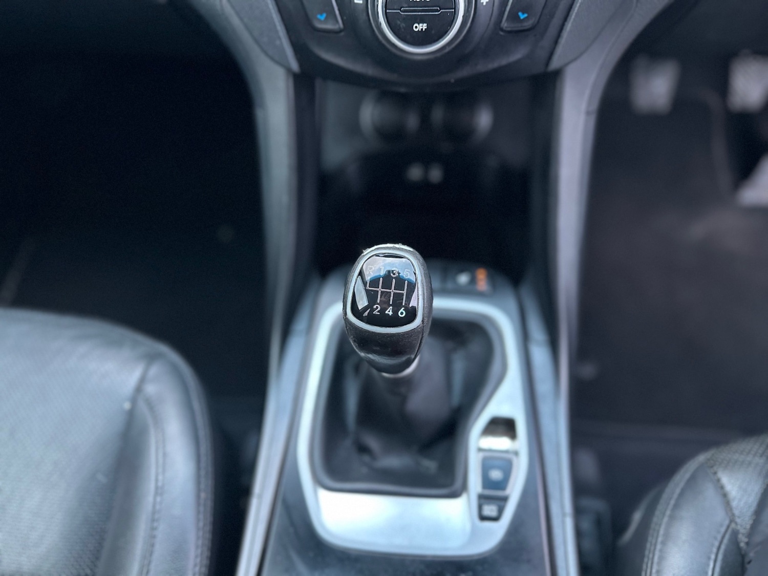 Used Hyundai Santa Fe 2015 for sale - 76919428: Photo 47