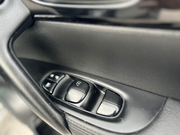 Used Nissan Qashqai 2014 for sale - 76121235: Photo 46