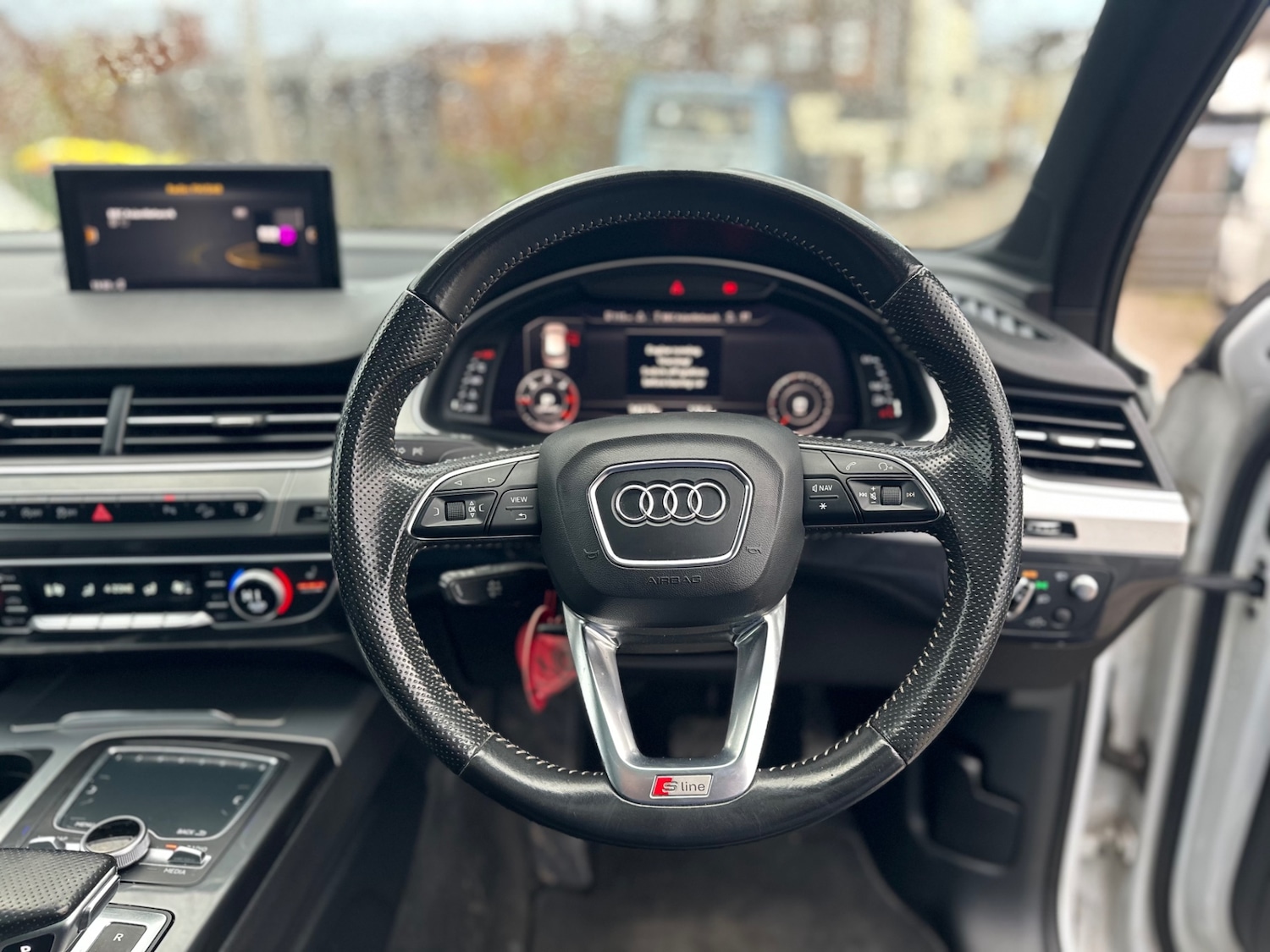 Used Audi Q7 2016 for sale - 76614286: Photo 17