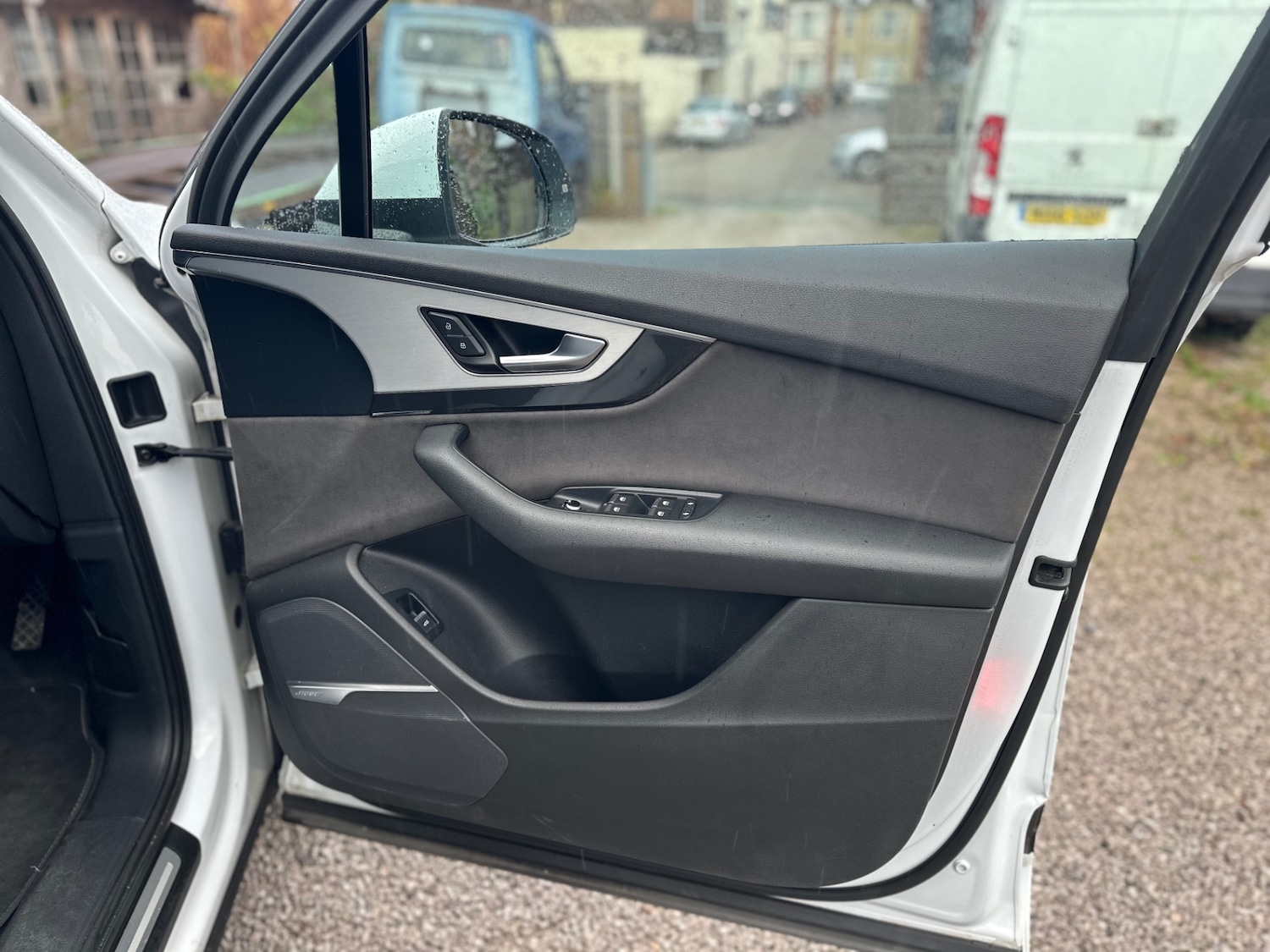 Used Audi Q7 2016 for sale - 76614286: Photo 48