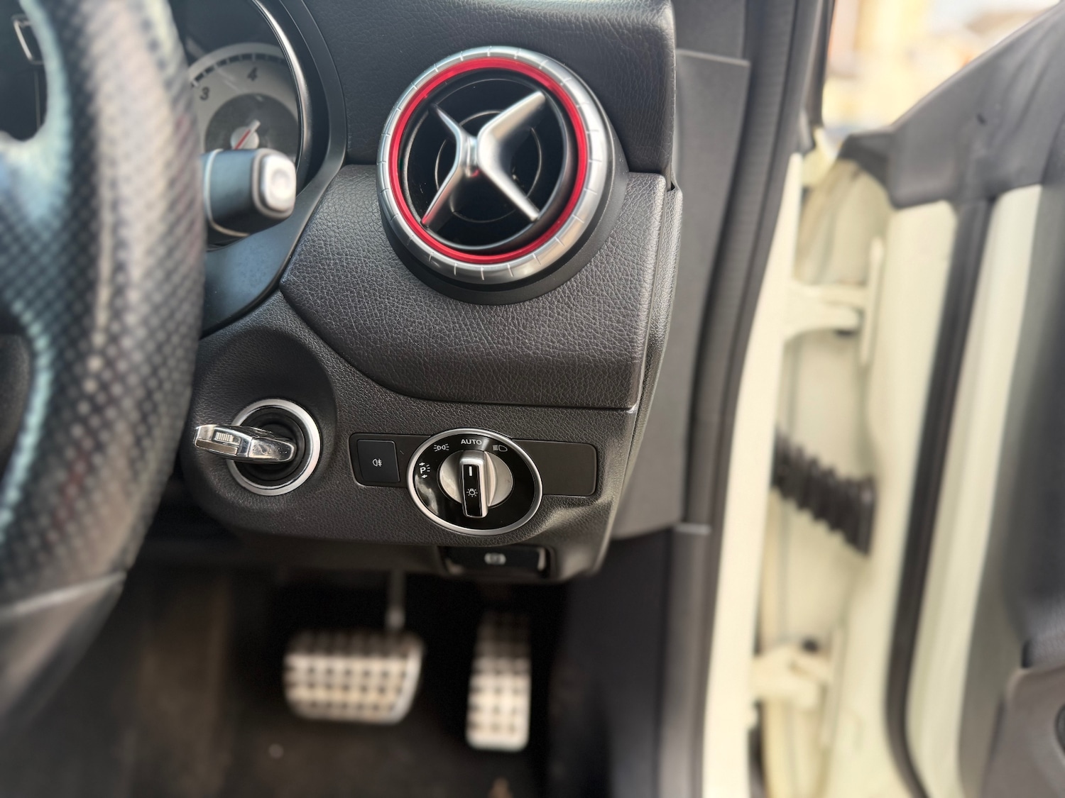 Used Mercedes-Benz CLA 2013 for sale - 78014816: Photo 49