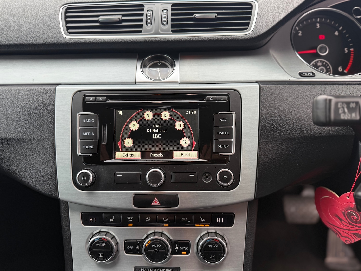 Used Volkswagen CC 2014 for sale - 76919445: Photo 18