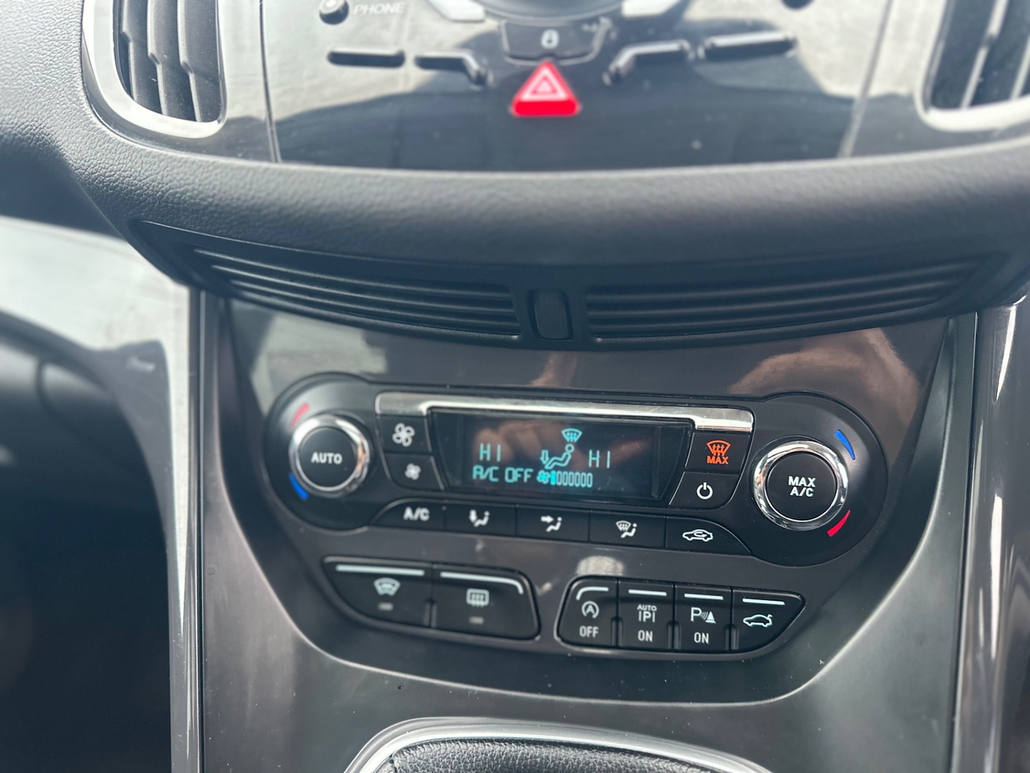 Used Ford Kuga 2013 for sale - 76763284: Photo 18