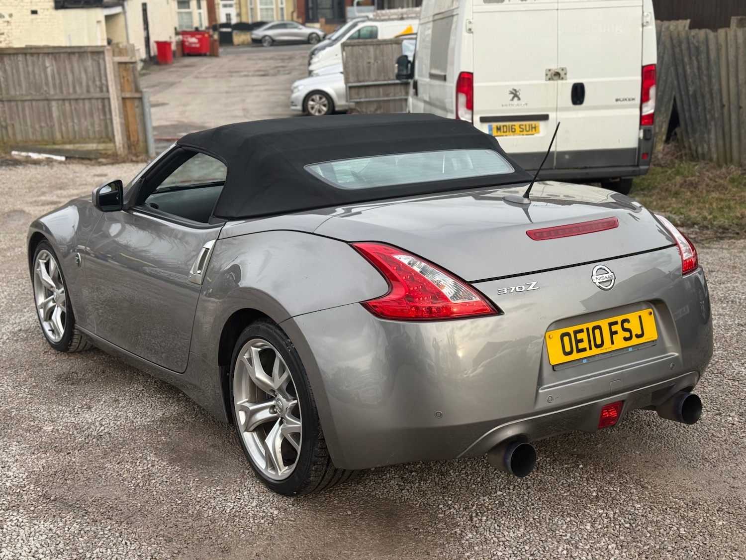 Used Nissan 370 Z 2010 for sale - 77556887: Photo 19