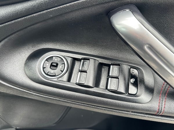 Used Ford S-Max 2011 for sale - 76225490: Photo 47