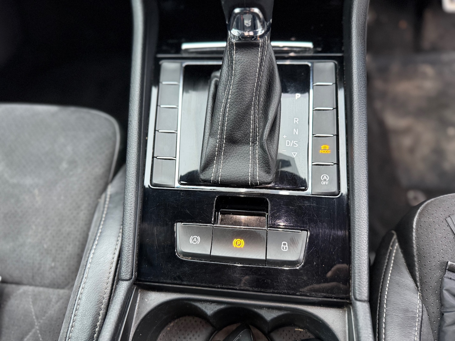 Used Skoda Superb 2018 for sale - 77035761: Photo 48