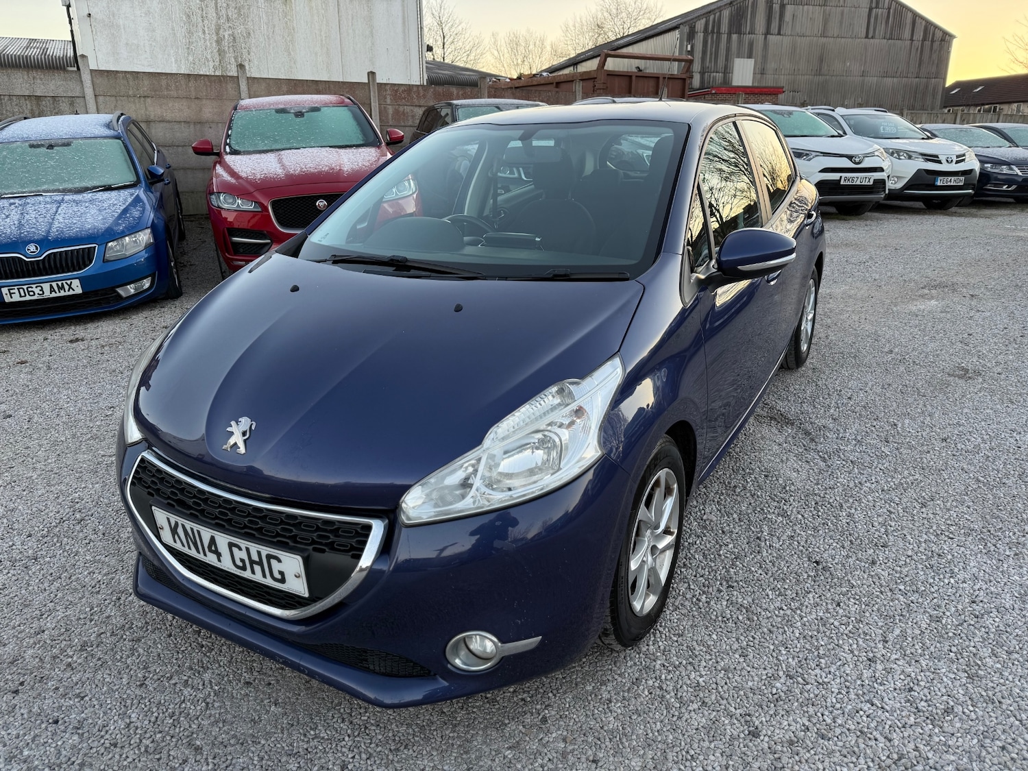Used Peugeot 208 2014 for sale - 77096828: Photo 11
