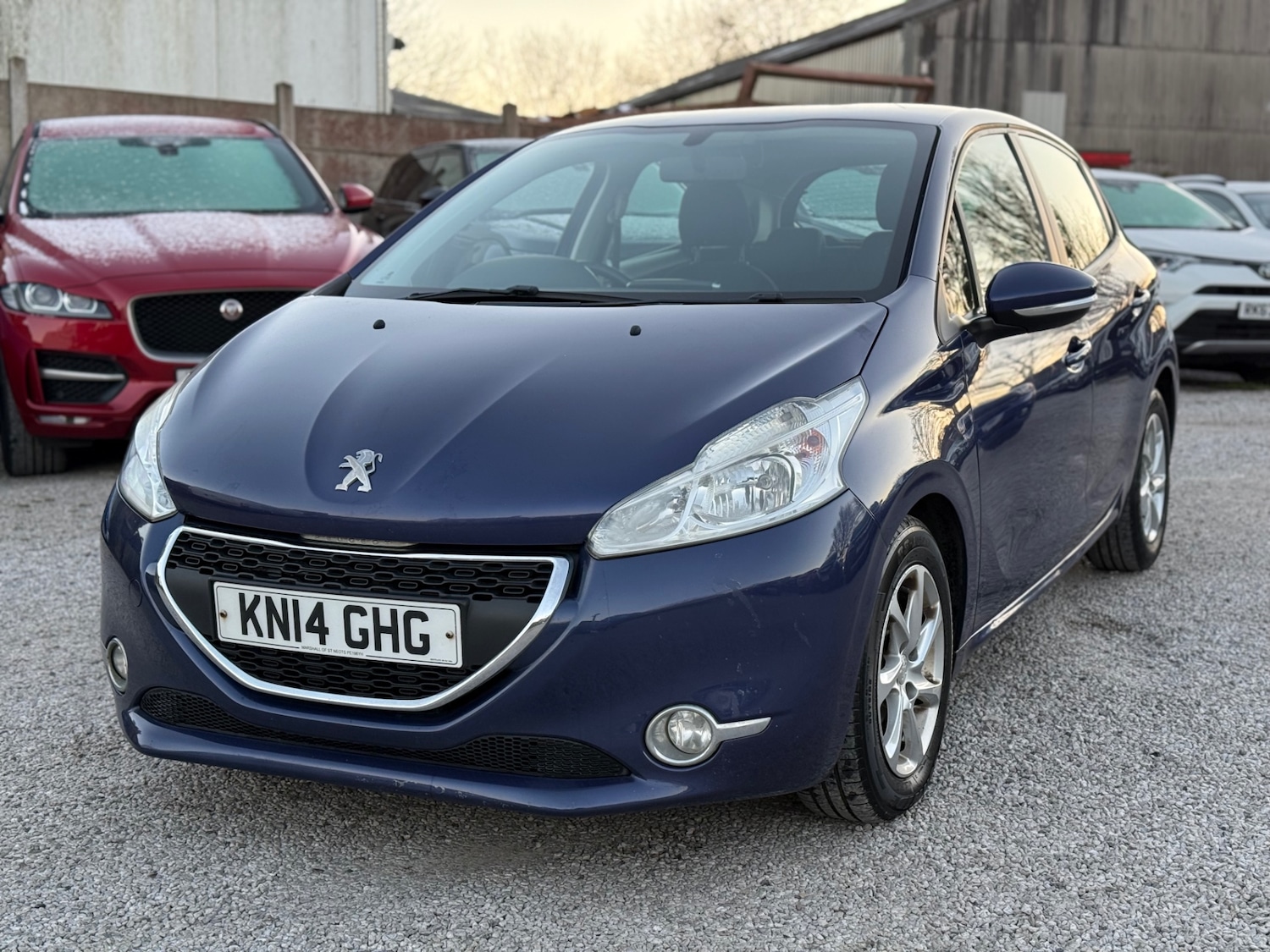 Used Peugeot 208 2014 for sale - 77096828: Photo 28