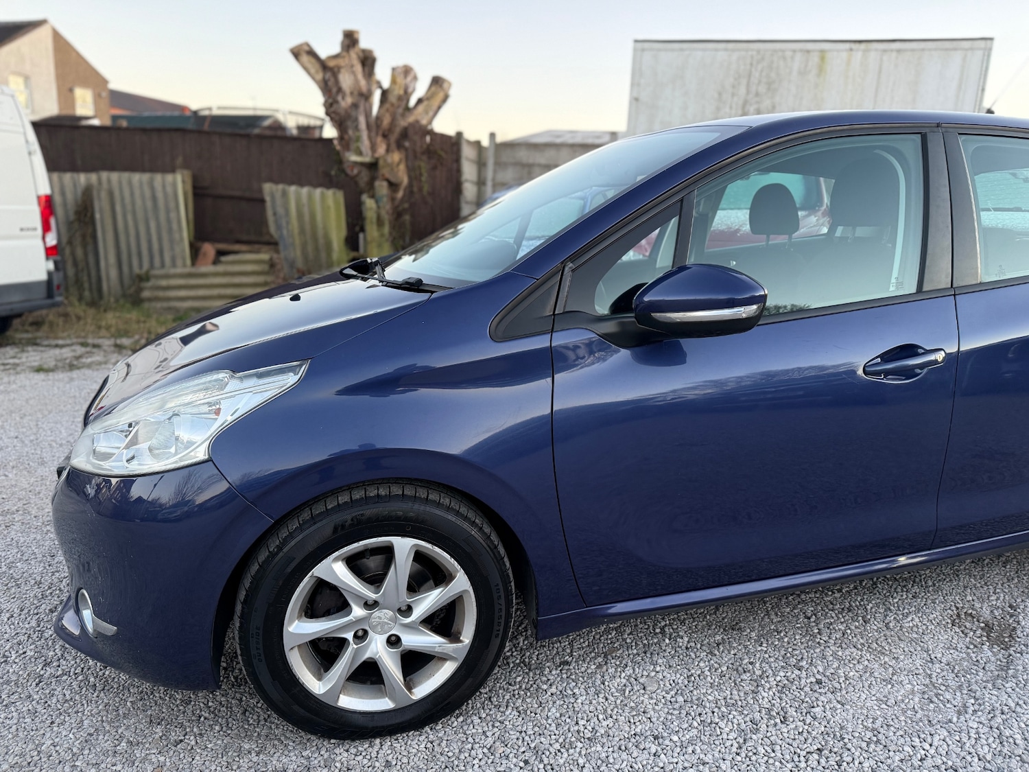 Used Peugeot 208 2014 for sale - 77096828: Photo 30