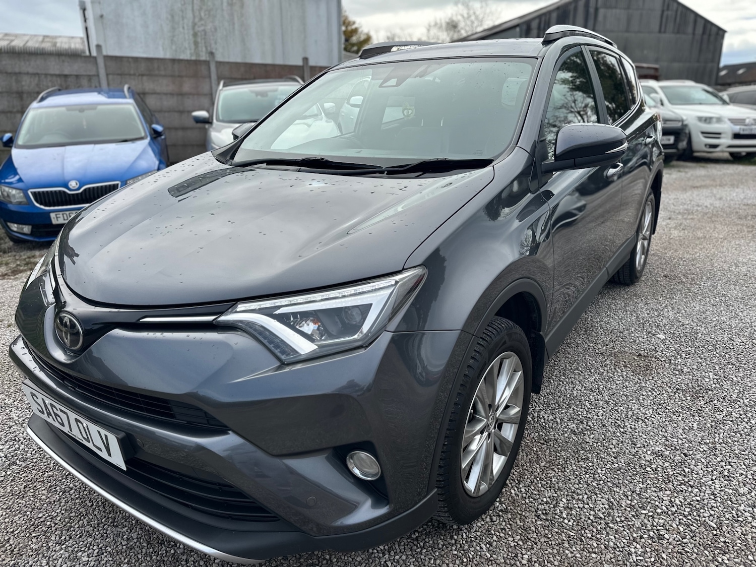 Used Toyota RAV4 2017 for sale - 76330275: Photo 12