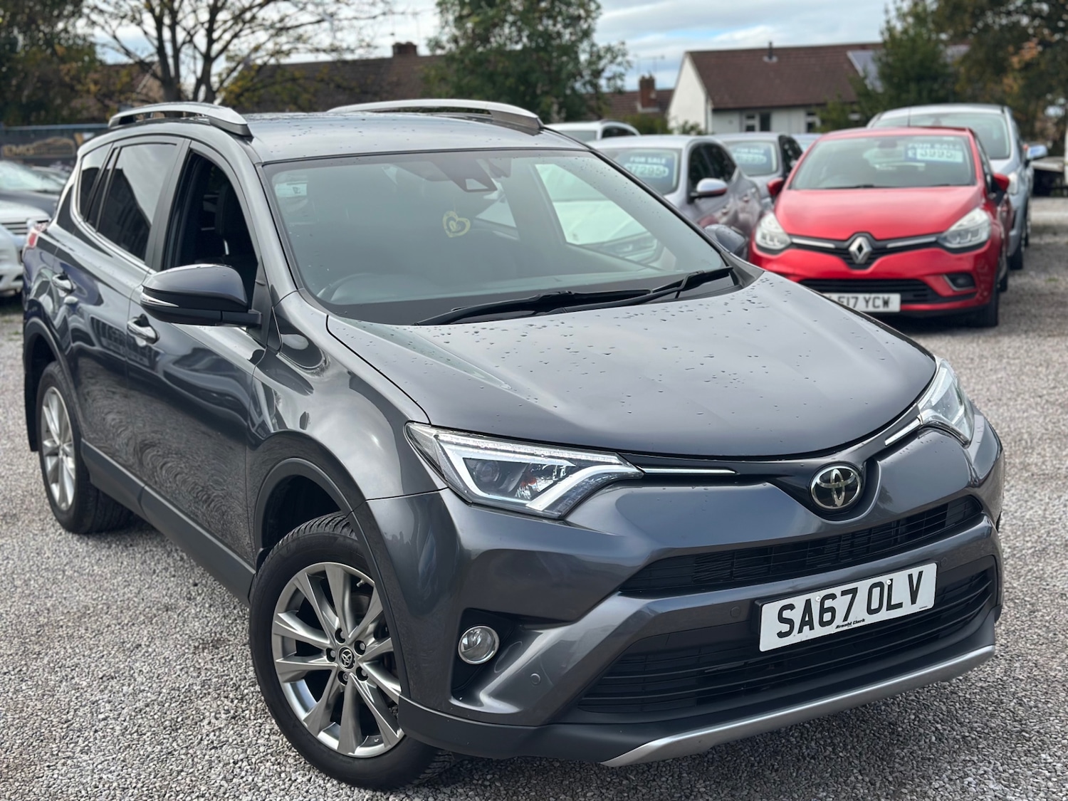 Used Toyota RAV4 2017 for sale - 76330275: Photo 3