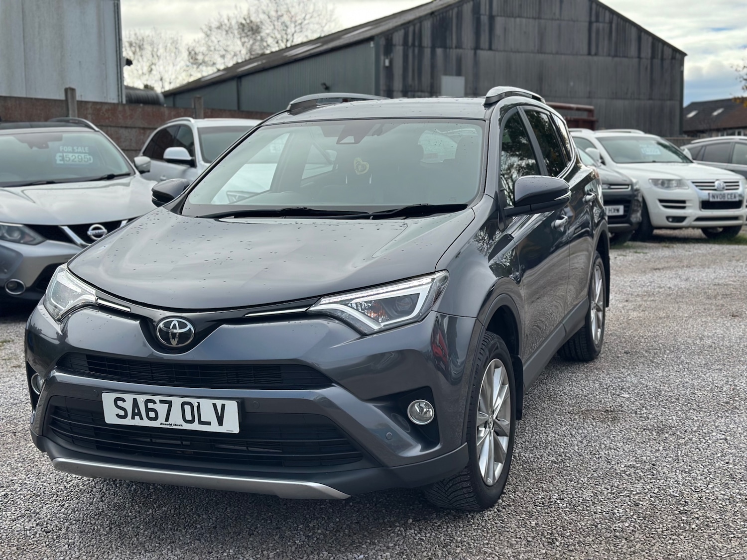 Used Toyota RAV4 2017 for sale - 76330275: Photo 35