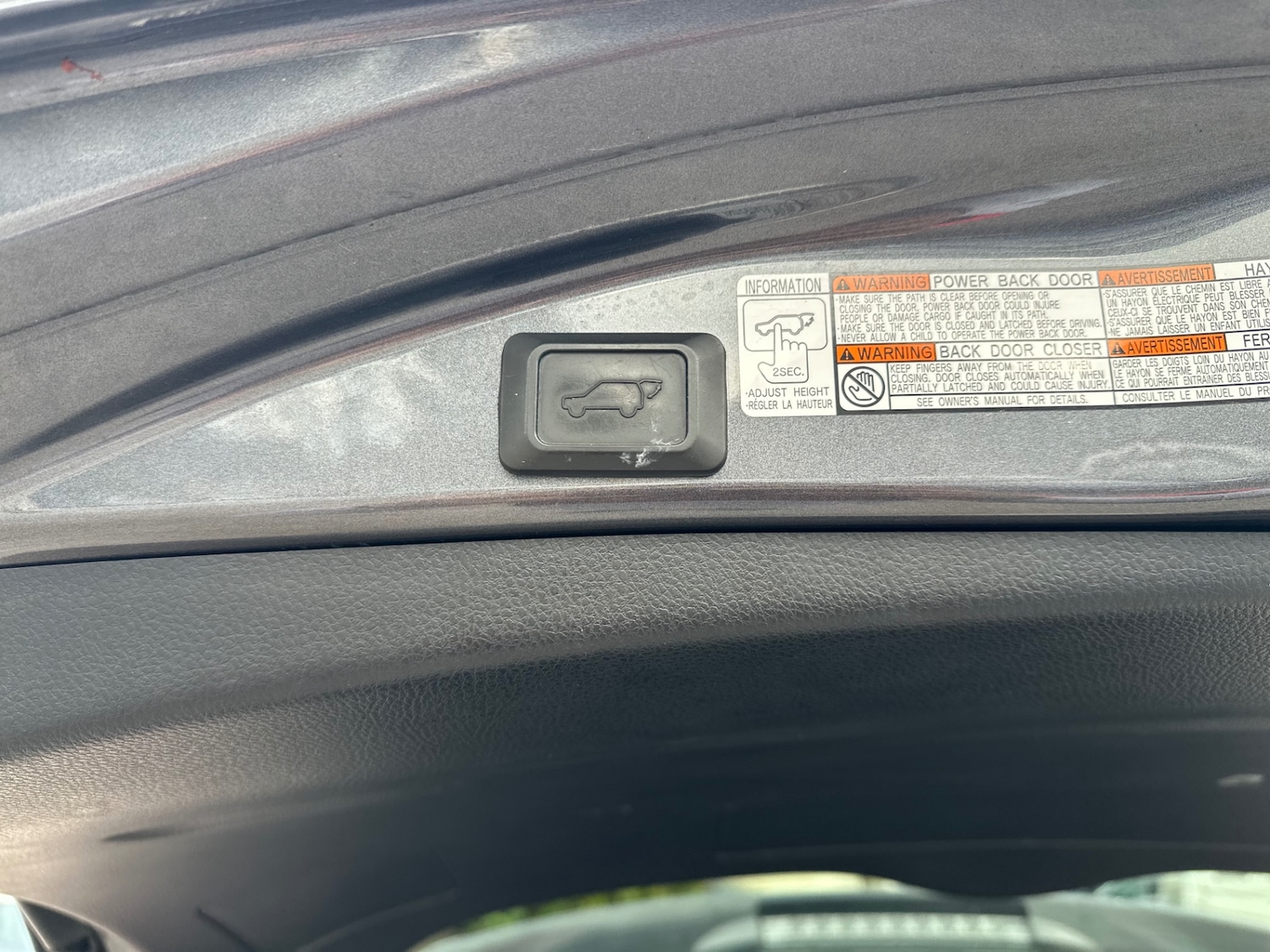 Used Toyota RAV4 2017 for sale - 76330275: Photo 37