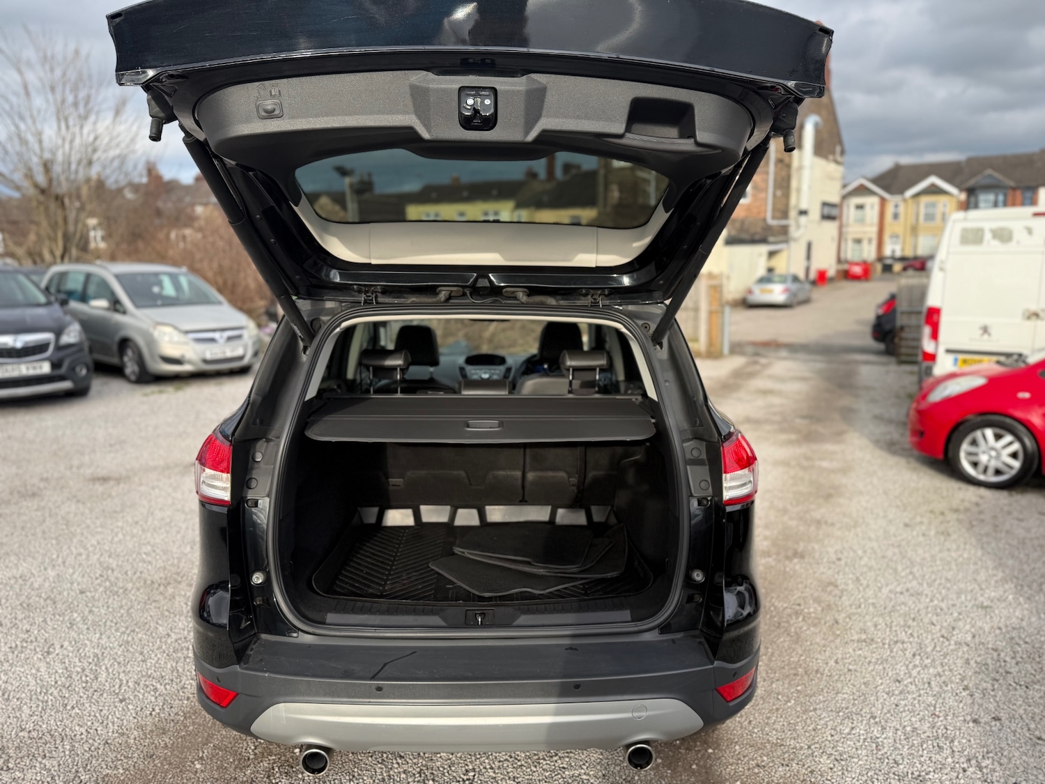 Used Ford Kuga 2014 for sale - 77665377: Photo 11