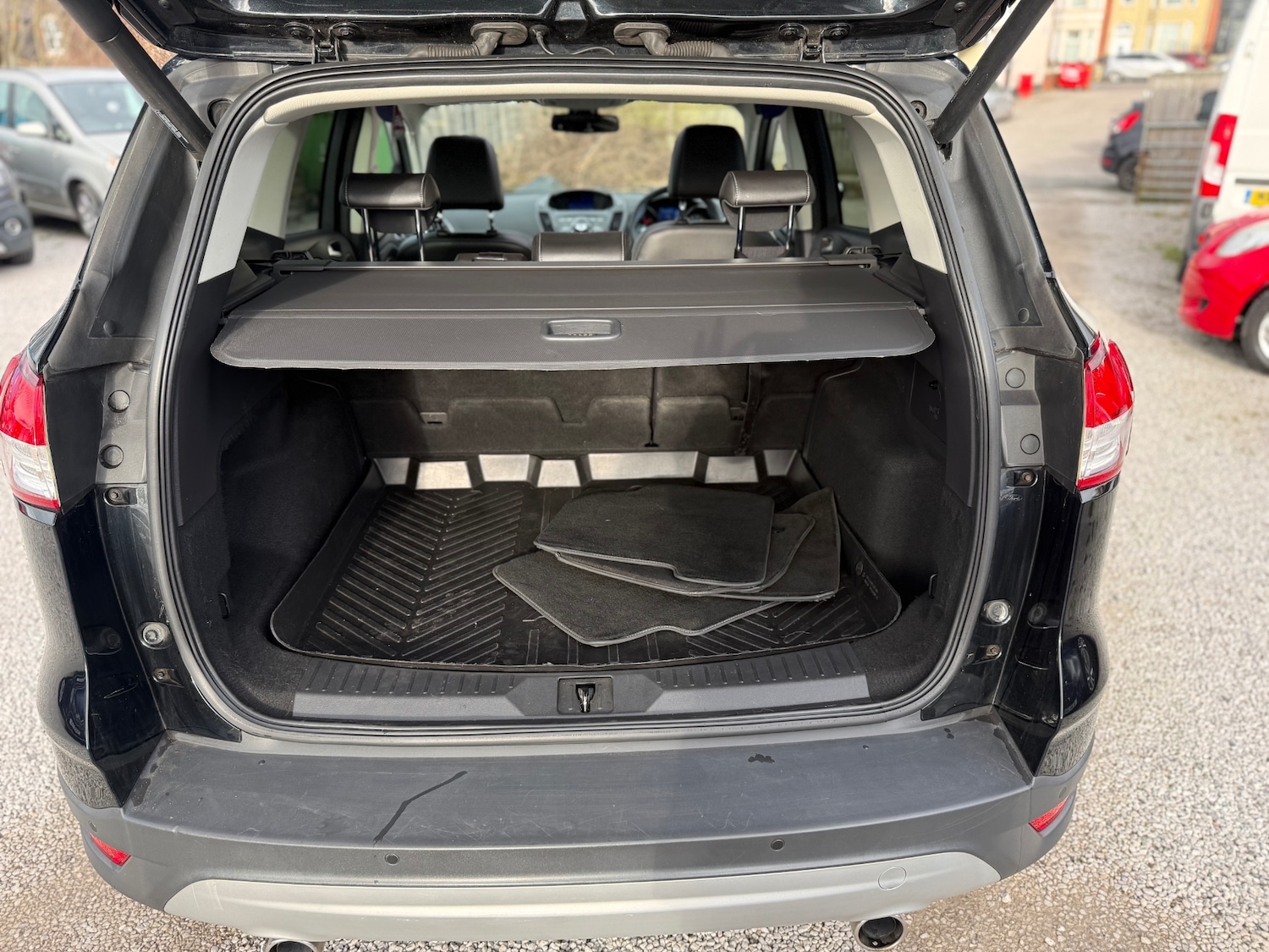 Used Ford Kuga 2014 for sale - 77665377: Photo 45