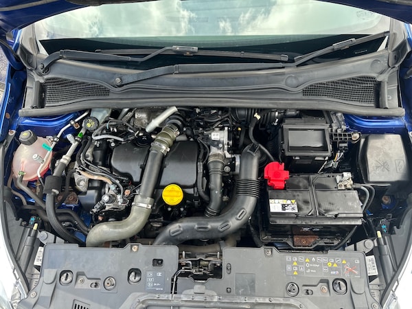 Used Renault Clio 2017 for sale - 75462059: Photo 54