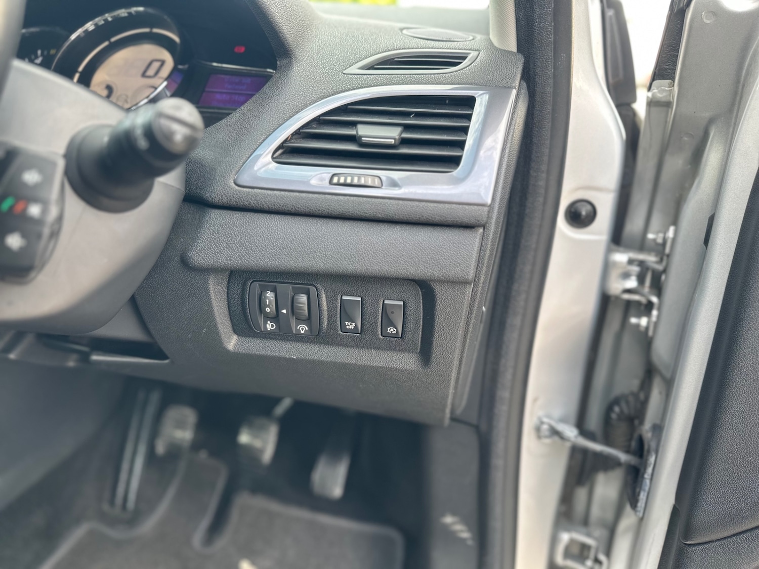 Vehicle 31