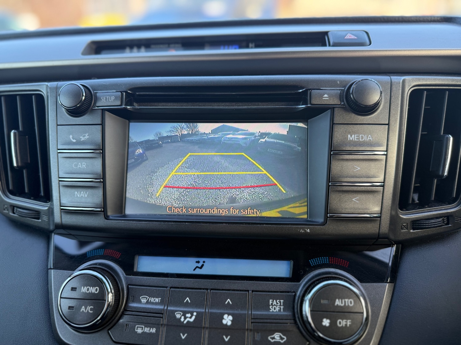 Used Toyota RAV4 2015 for sale - 77731151: Photo 19