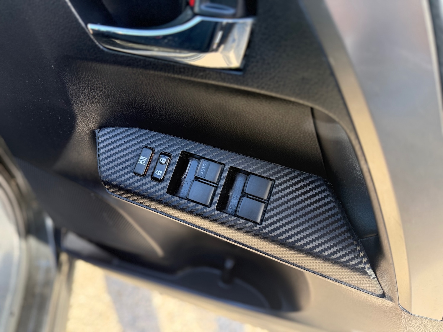 Used Toyota RAV4 2015 for sale - 77731151: Photo 43