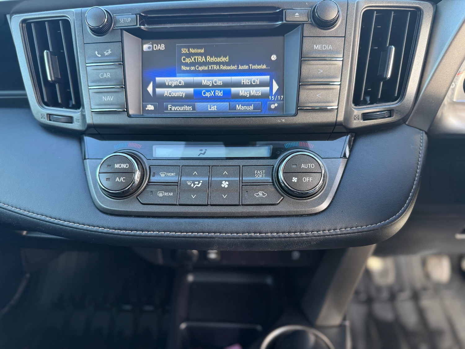 Used Toyota RAV4 2015 for sale - 77731151: Photo 47