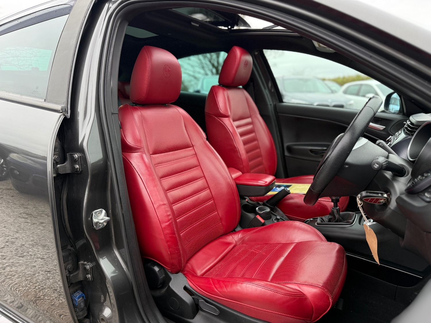 Used Alfa Romeo Giulietta 2011 for sale - 77597572: Photo 12