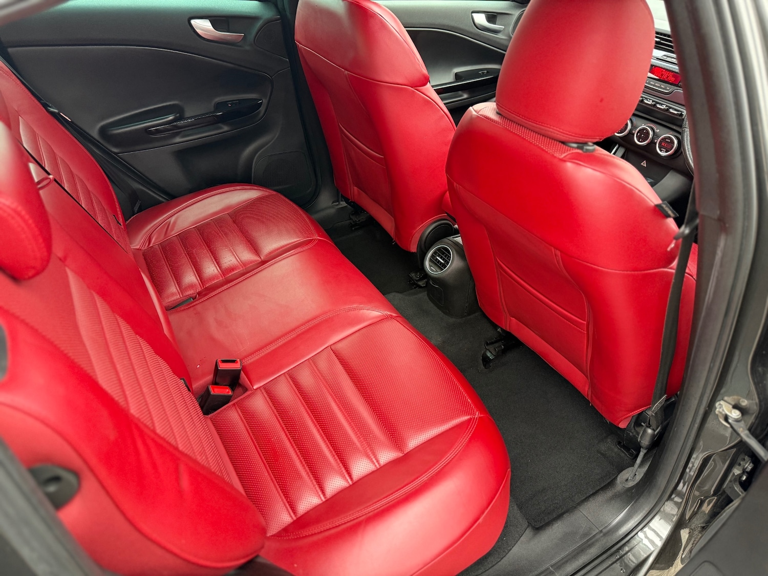 Used Alfa Romeo Giulietta 2011 for sale - 77597572: Photo 42