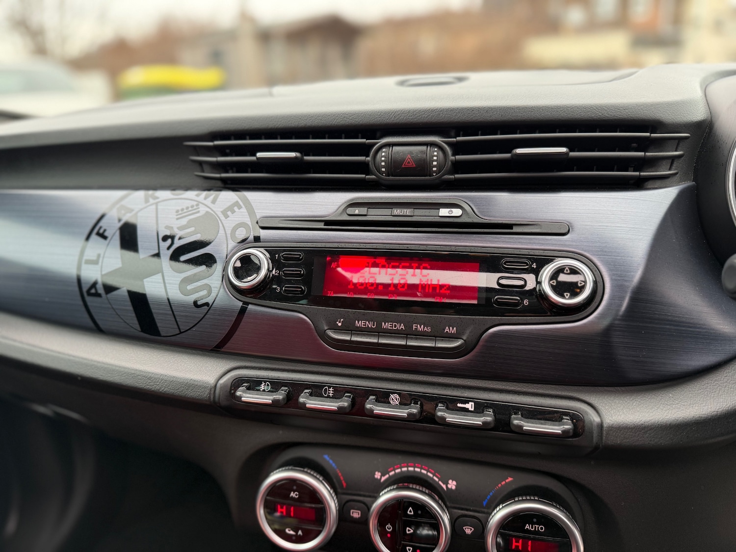 Used Alfa Romeo Giulietta 2011 for sale - 77597572: Photo 45