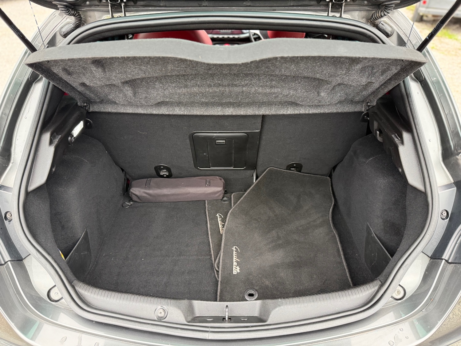 Used Alfa Romeo Giulietta 2011 for sale - 77597572: Photo 9