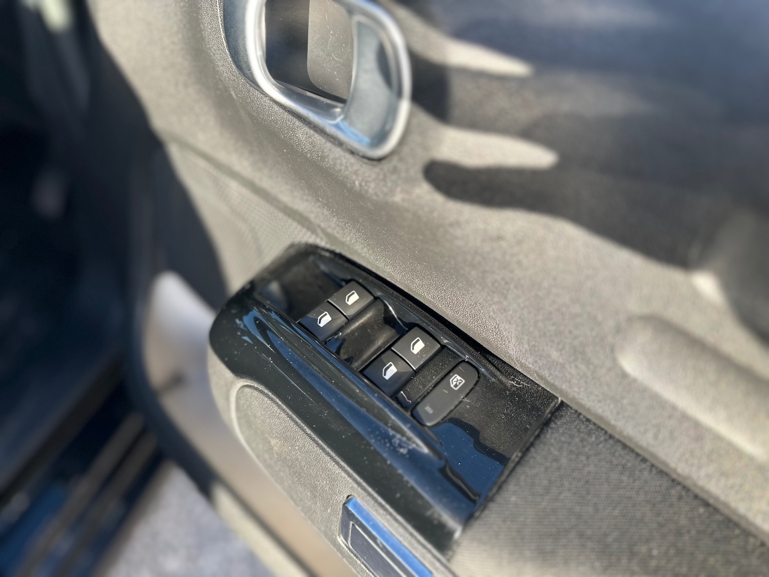 Used Citroen C3 2017 for sale - 76379246: Photo 32