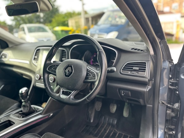 Used Renault Megane 2016 for sale - 75375198: Photo 17