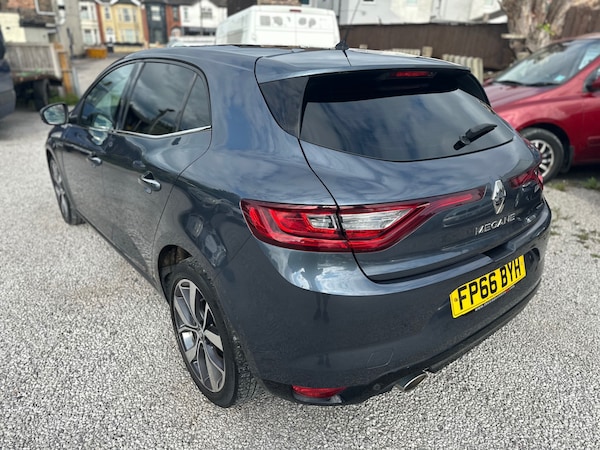Used Renault Megane 2016 for sale - 75375198: Photo 9