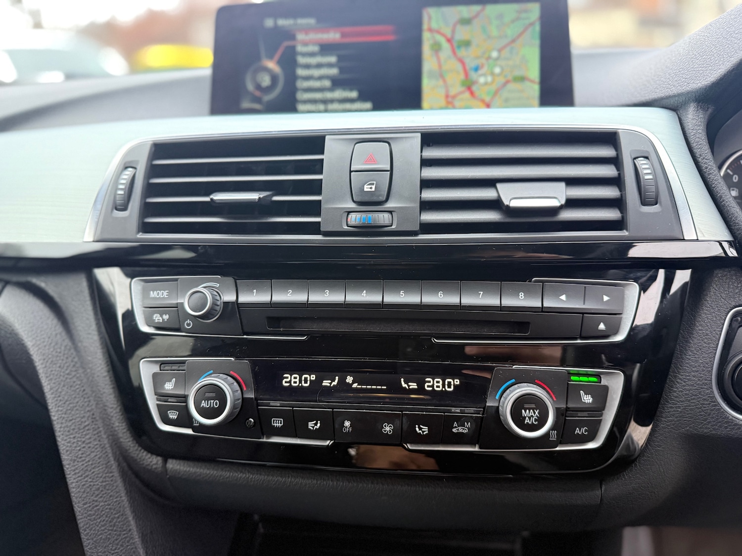 Used BMW 3 Series 2016 for sale - 77019503: Photo 21