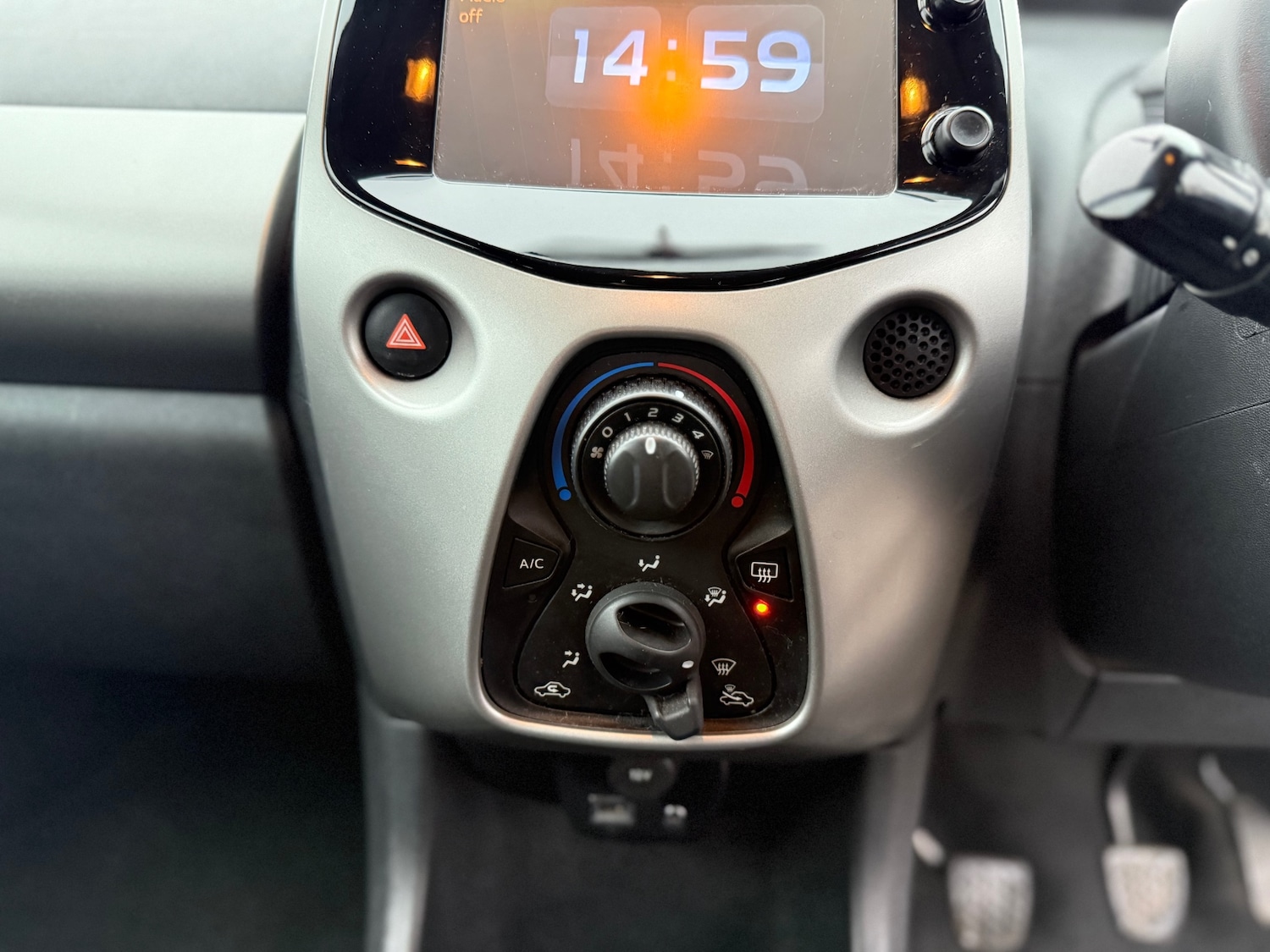 Used Peugeot 108 2017 for sale - 77149647: Photo 35